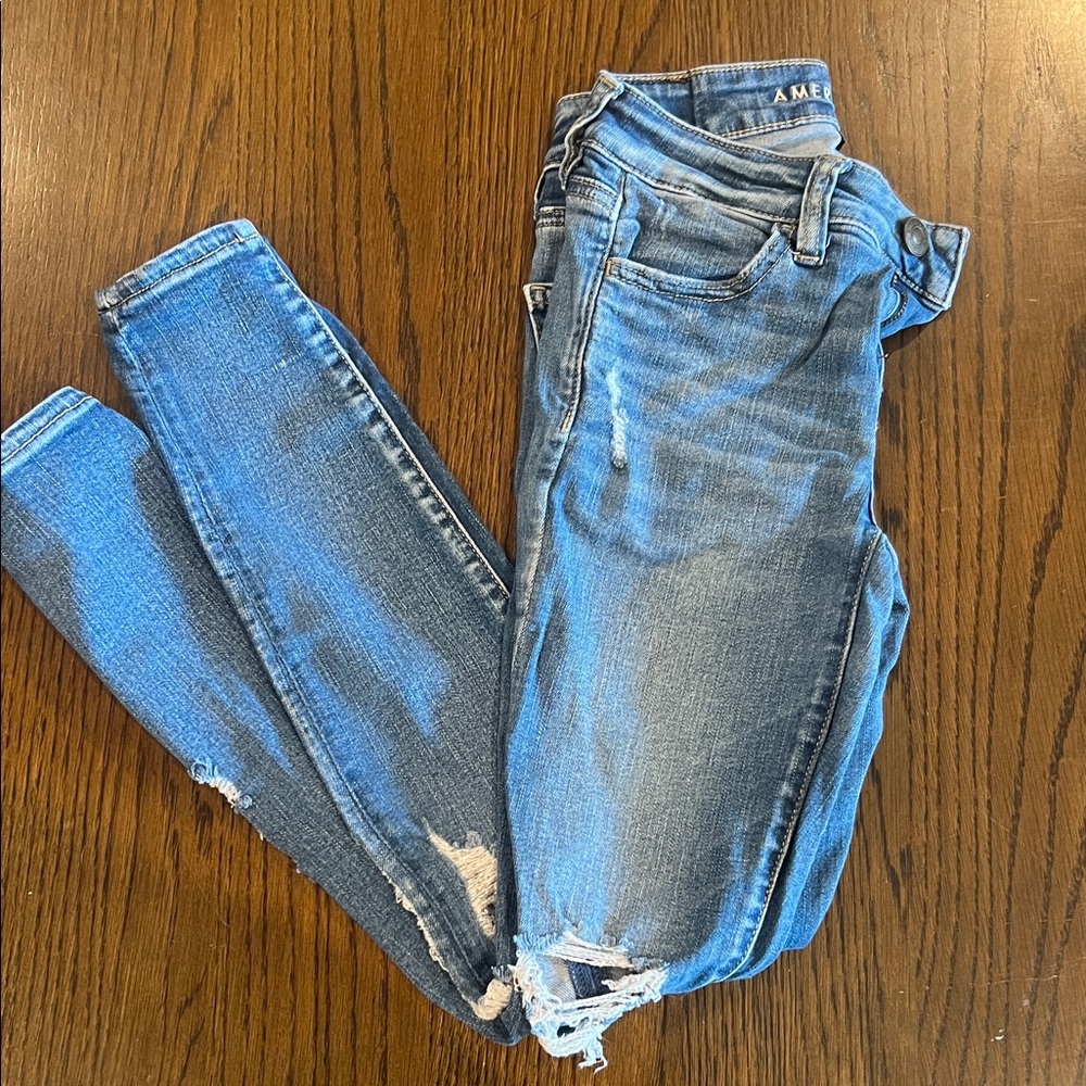 American Eagle Outfitters Light Blue Skinny Jeans